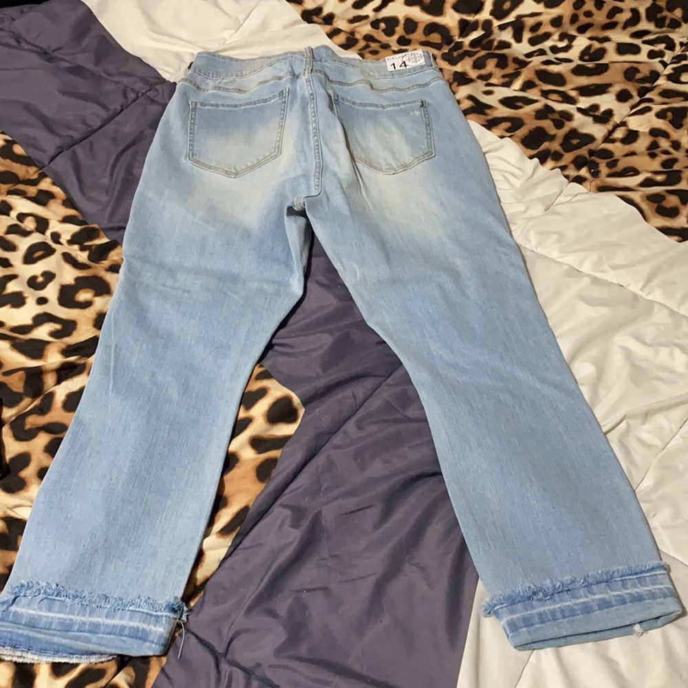 NWT Jeans - Picture 3 of 6